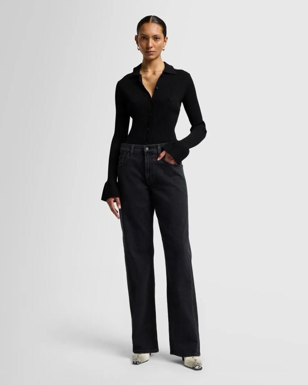 7 For All Mankind Tess Trouser Jeans in Thunder Black Wide Leg Size 30